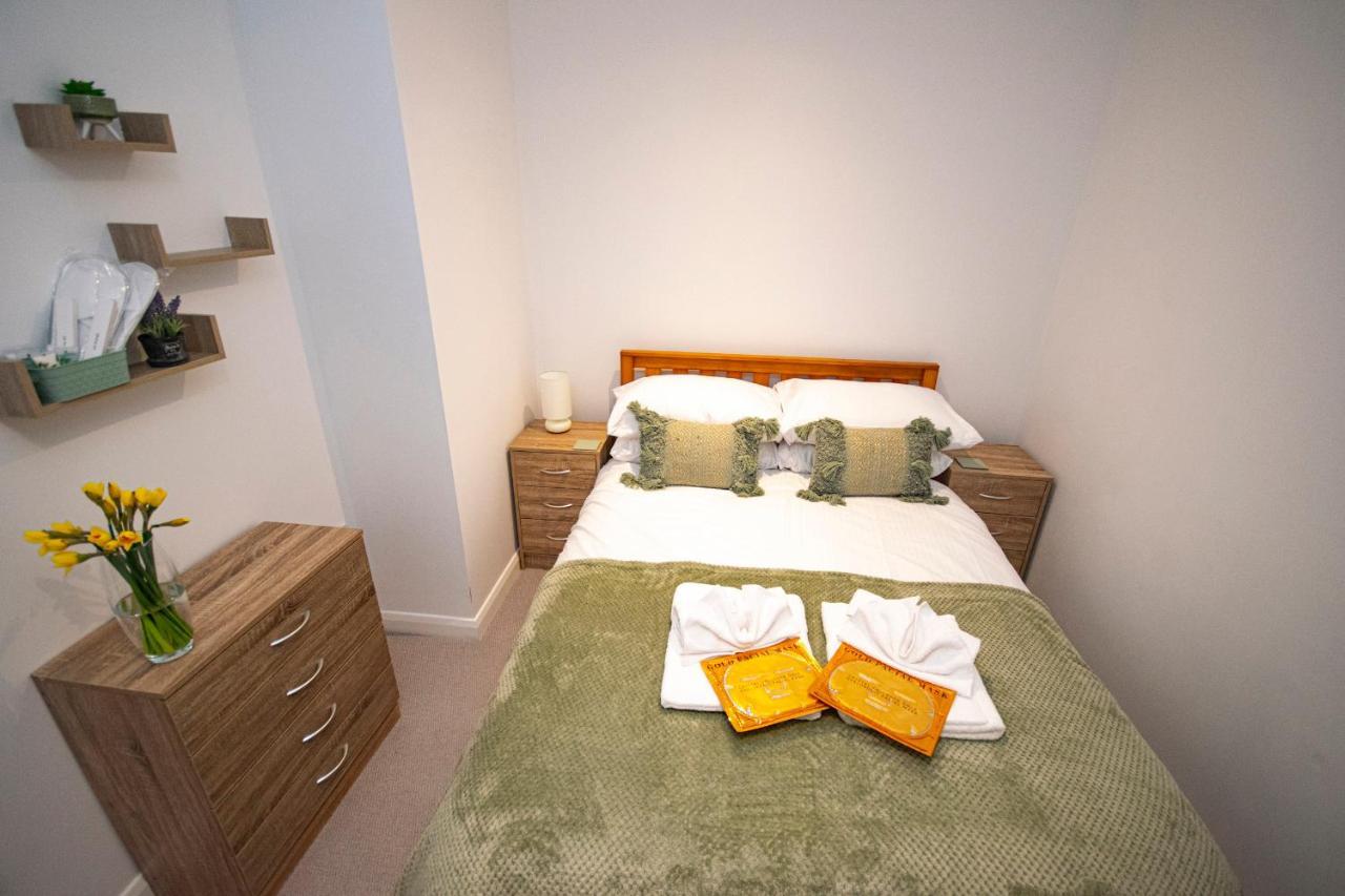 Lighthouse Lofts - Godrevy Apartment Кембърн Екстериор снимка