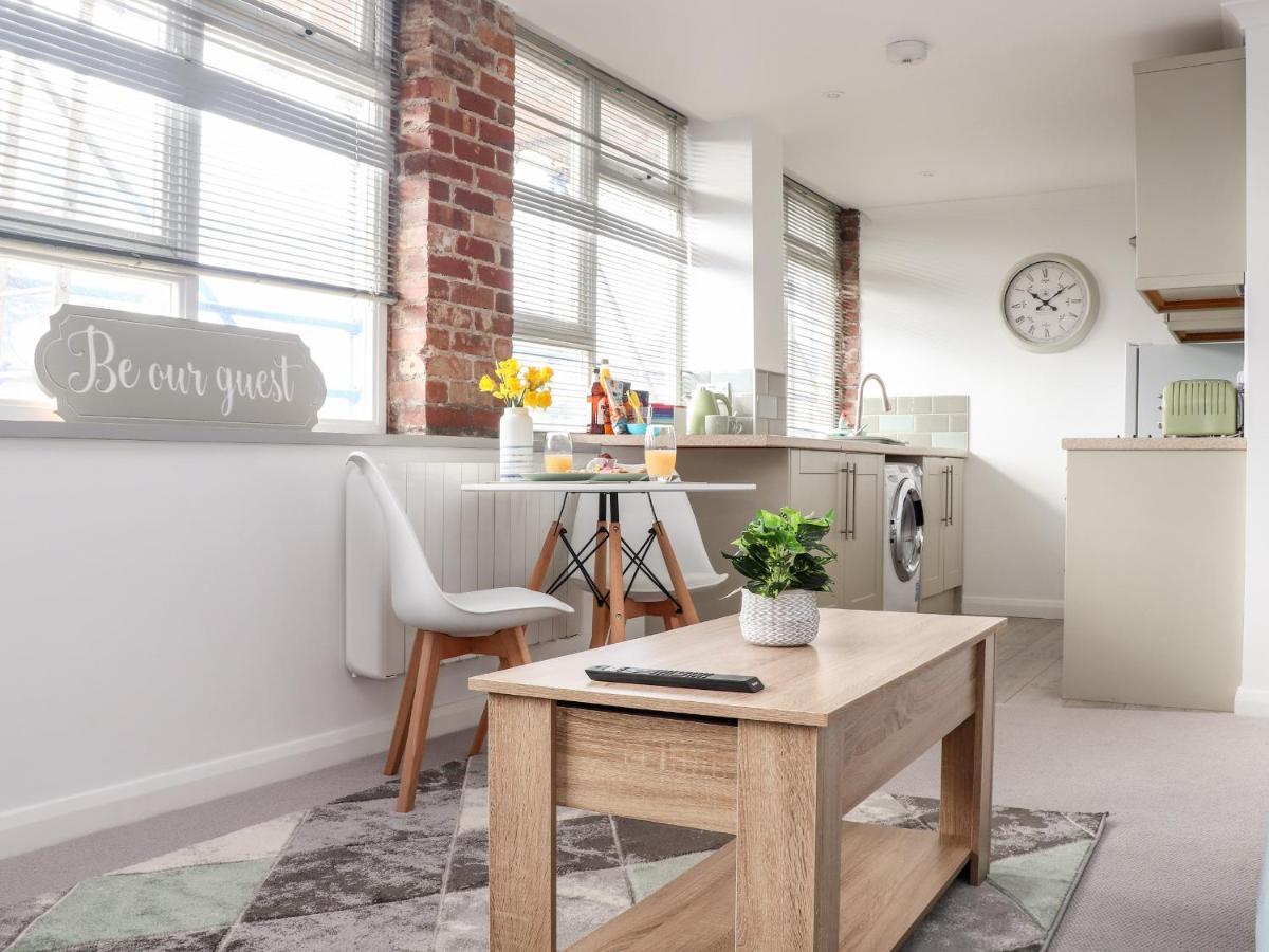 Lighthouse Lofts - Godrevy Apartment Кембърн Екстериор снимка